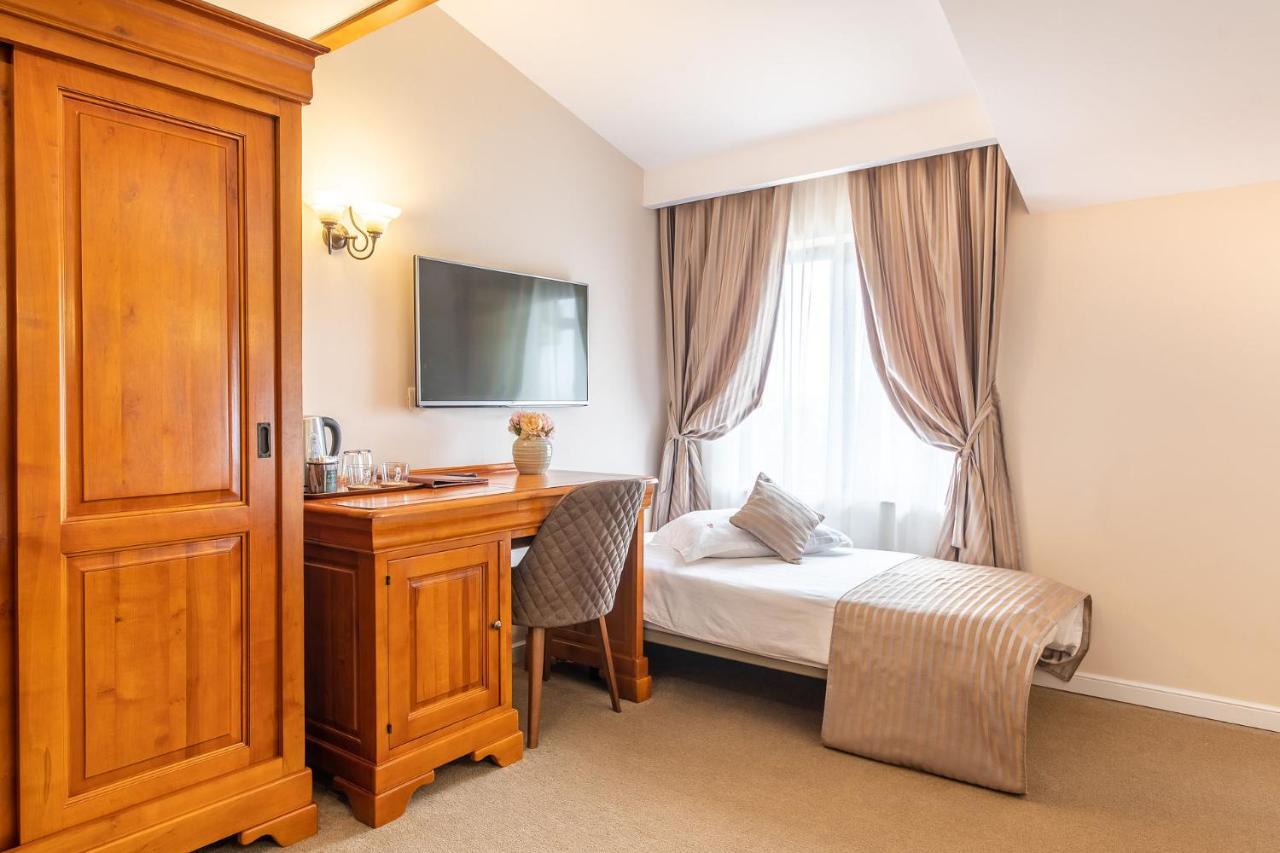 Red Confort Hotel Boutique อเล็กซานเดรีย ภายนอก รูปภาพ